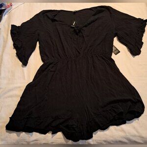 Express women's size XL plunge front tie closure style #90240, black romper NWT